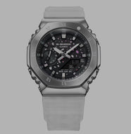 Casio  x One Ok Rock 
GM-2100TTTR-8A